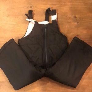 Toddler Girl 2T Bibs